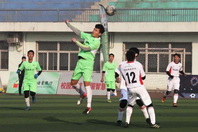 天赋带到费城！詹姆斯2年800万加盟76人，两大短板成争冠最大隐患